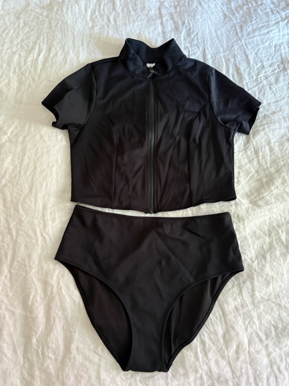 Good American Black Zip-Front Short Sleeve Crop Bikini Set